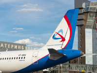 "Уральские авиалинии" перевезли более 600 тысяч пассажиров