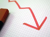 Центробанк снизил ключевую ставку до 15,5%