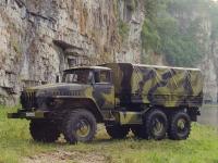 Вьетнам закупит для своей армии внедорожные грузовики "Урал"