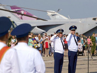 "Стрижи" поздравили Челябинск с Днем ВВС авиашоу