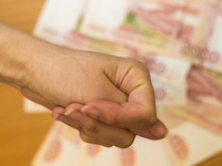 За месяц совокупная задолженность по зарплате выросла в Свердловской области на 11,1%