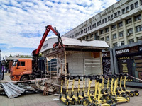 В Екатеринбурге приостановят снос киосков