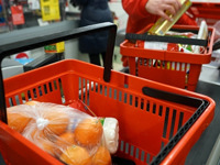 В Свердловской области серьезно выросла стоимость минимального набора продуктов