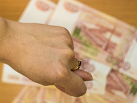 Доступа к счетам лишились 40 тысяч клиентов банка "Агропромкредит"