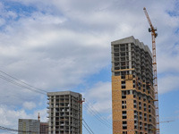 Минстрой намерен продлить мораторий на взыскание неустоек с застройщиков