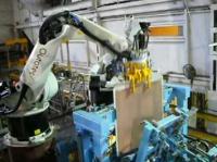 РМК внедряет немецких роботов на Новгородский металлургический завод