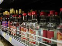 Водка в России подорожала почти на 15%