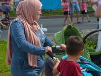 Детей мигрантов намерены обязать покидать Россию после совершеннолетия